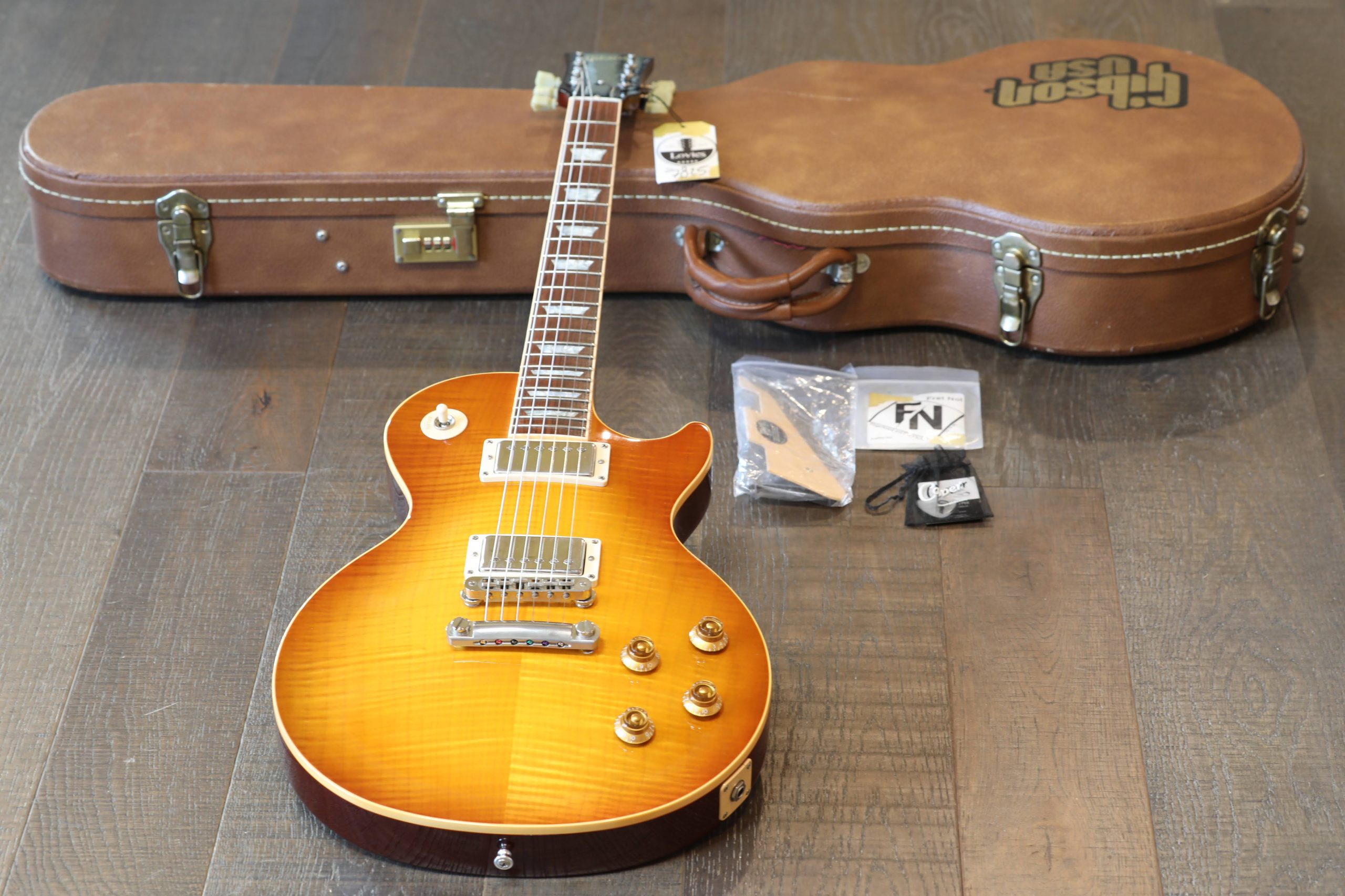 2002 Gibson Les Paul Standard Electric Guitar Light Burst + OHSC