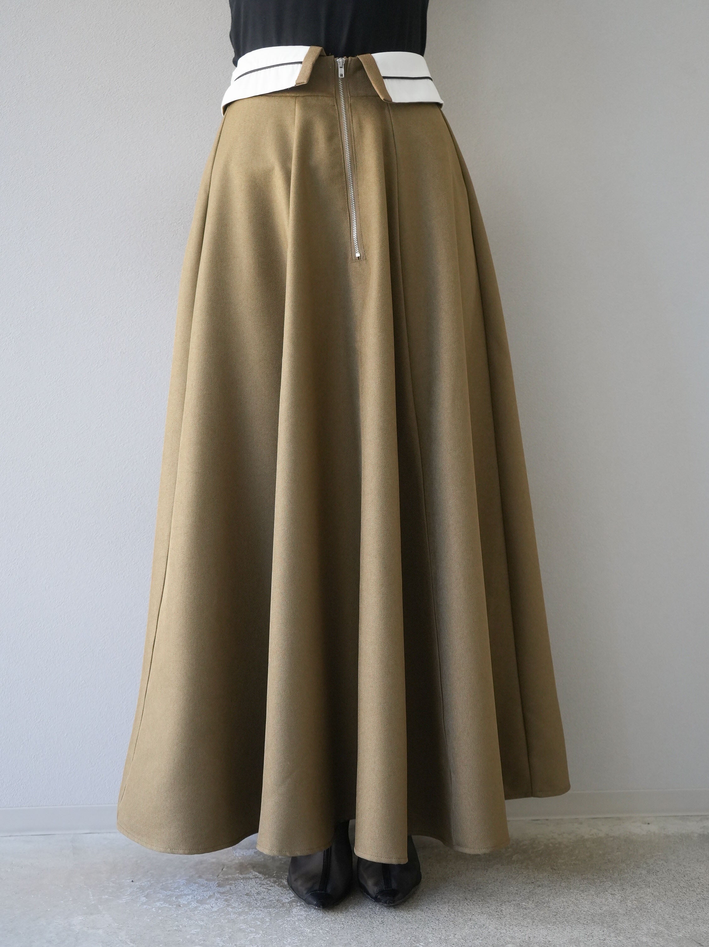 予約]ヘザーエステル折り返しフレアスカート/ベージュ – Lumier