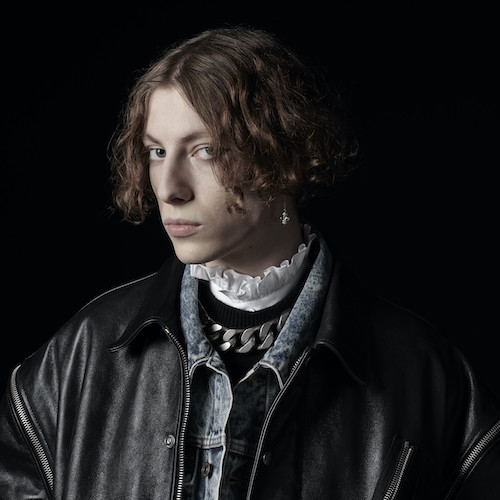 セリーヌのメンズジュエリーに注目！｜Fashion｜madameFIGARO.jp