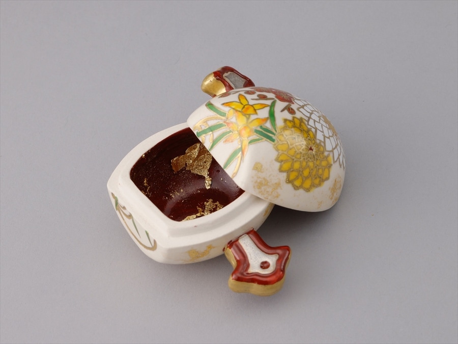 四君子 小槌形香合 | すべての商品 | 淡交社 茶道具と茶席のきもの