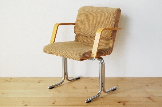 北欧家具 通販 フィンランド製 ウリヨ・クッカプーロ プラーノ