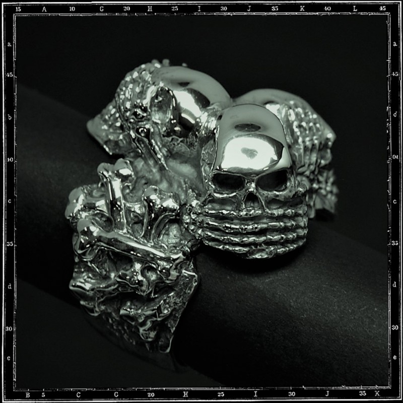 THREE WISE SKULLS RING | クレイジーピッグ公式オンラインストア