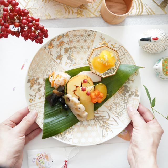 大聖寺伊万里 色絵金彩小皿 5客 大聖寺伊万里 色絵金彩小皿 5客 伊万里