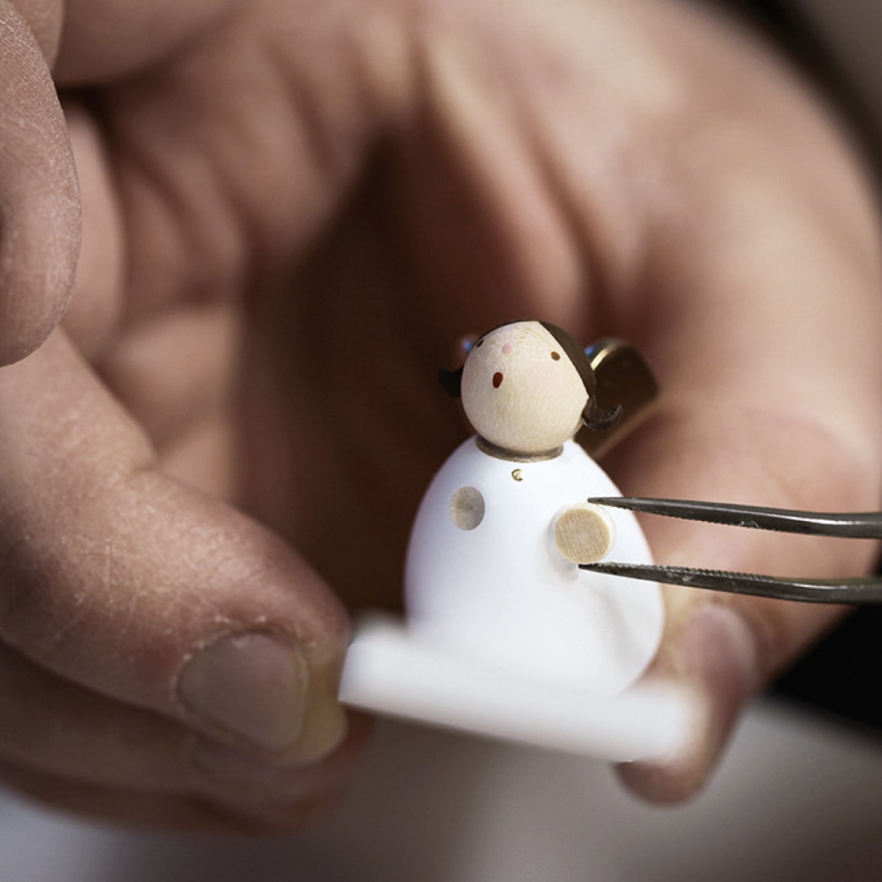 ギュンターライヒェル ミニチュアフィギュア 守護天使 ソリと雪だるま