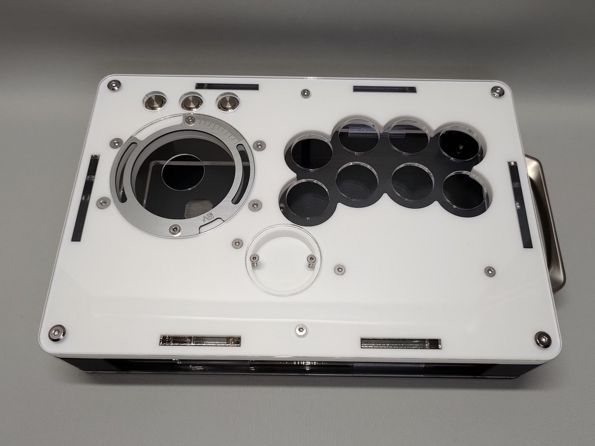 くろまき工房 Ic1 24mmボタン型 Iris対応 コンパクト アケコンケース