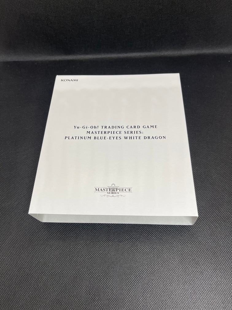プラチナ『青眼の白龍(英語版/Platinum Blue-Eyes White Dragon