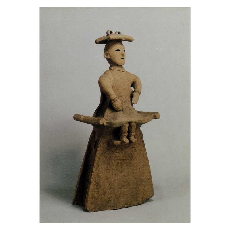 絵はがき〈重文 埴輪 腰をかける巫女〉群馬県邑楽郡大泉町出土 T-125