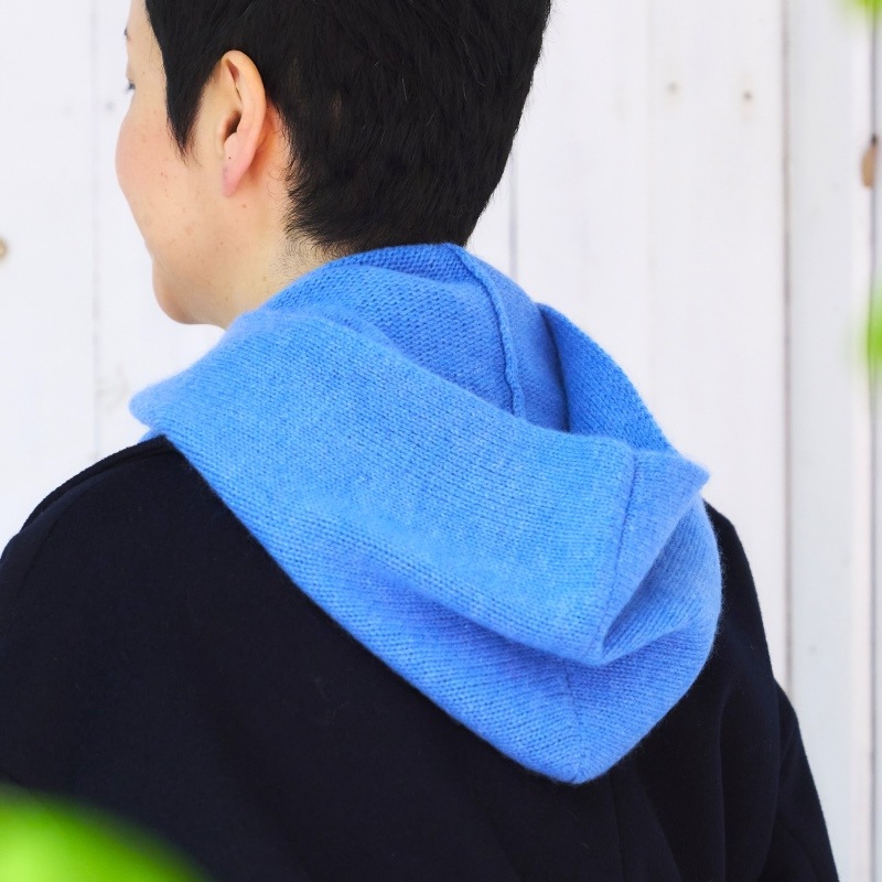 カシミヤ100％ フード（スカイブルー） | 第3世界ショップ 卸販売用