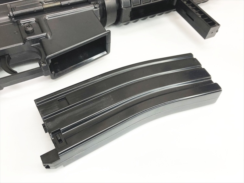 売り切れ【特選中古品】エアコッキングガン 東京マルイ コルト XM177E2