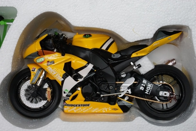 1/12 FUJIMI 152509 Kawasaki ZX-10R 2010年仕様 エヴァンゲリオン RT