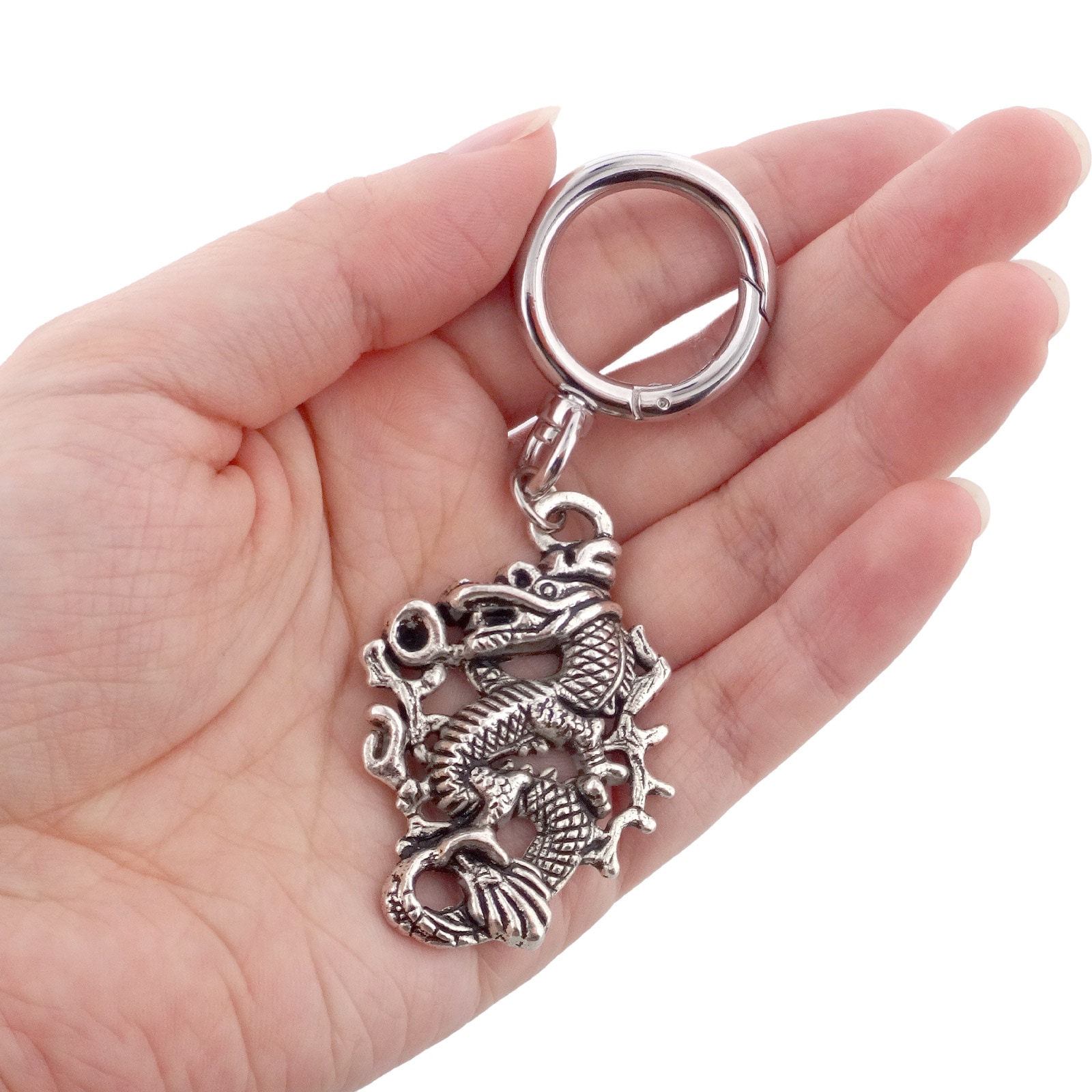 ドラゴンメタルチャーム キーホルダー 大 龍 縁起物 555 M 付き