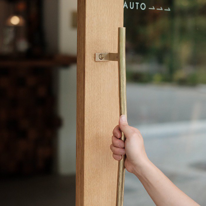 真鍮 槌目仕上げ片座ドアハンドル | おすすめ | オリジナル家具・金物