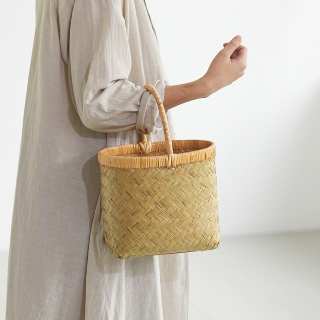 竹かごバッグ(一本手/楕円型/中サイズ/青竹/ふち・取手上質籐使用)(約