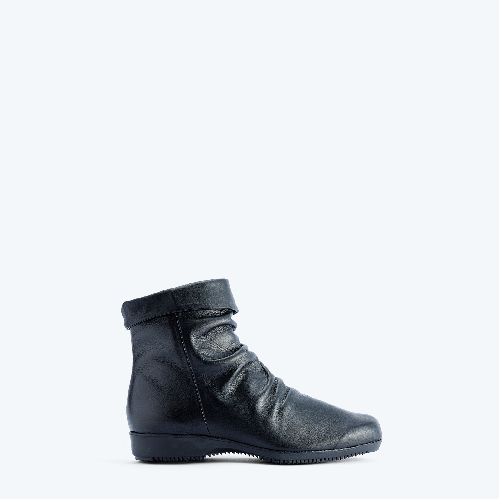 ラ・シェブリー W6707 ブラック