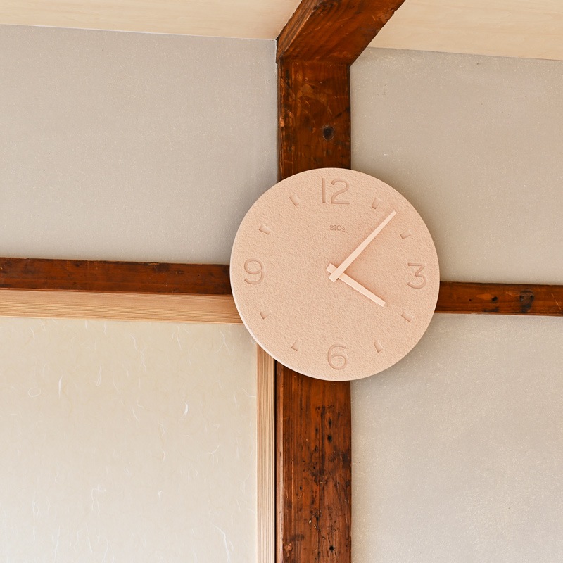 珪藻土の時計 (掻き落とし仕上げ) - CASA - レムノス オンラインストア