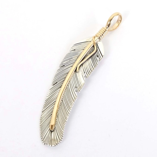 ハーヴィーメイス 12KGF フェザー ペンダント｜マライカ公式通販