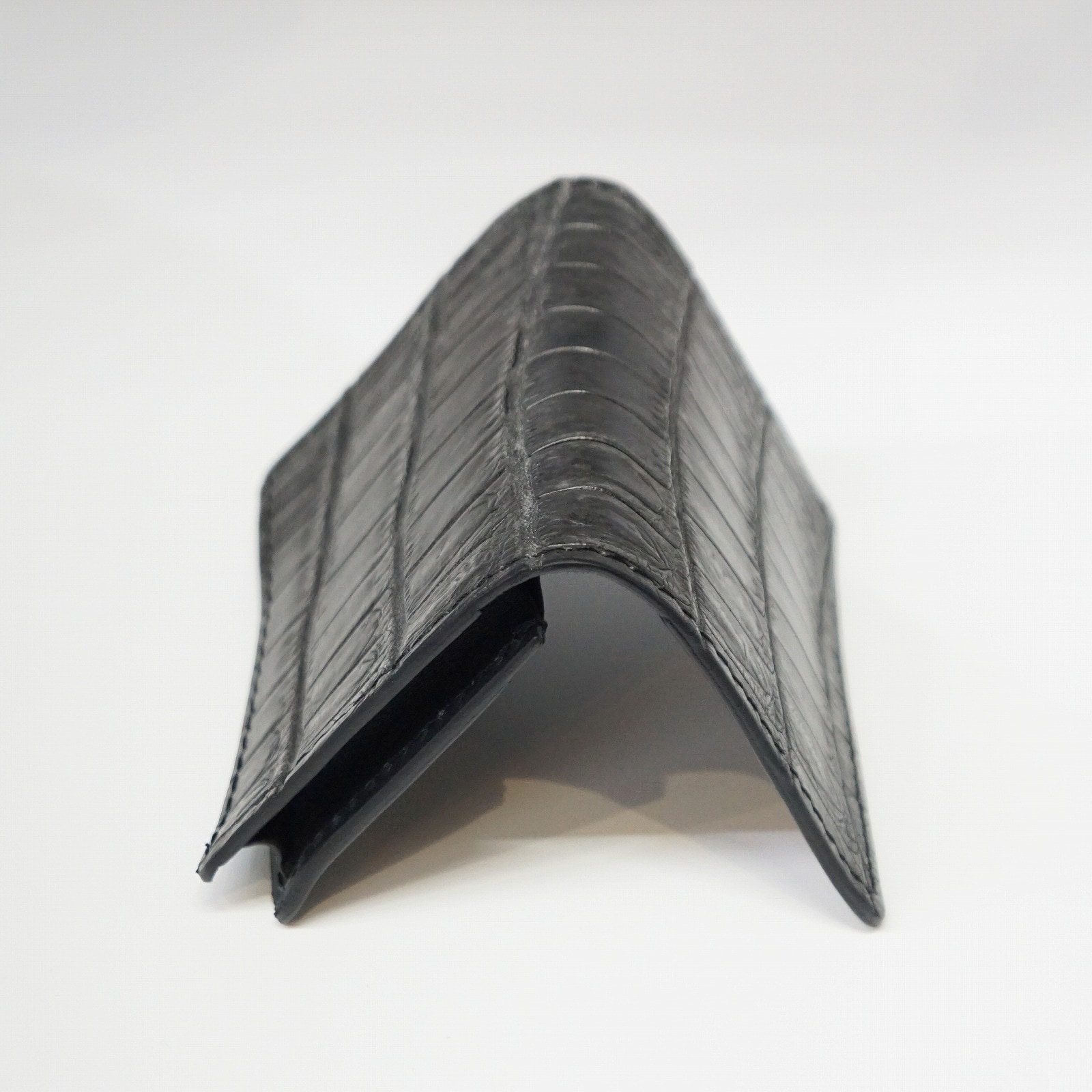 ISAMUKATAYAMA BACKLASH (イサムカタヤマバックラッシュ) クロコ墨染め