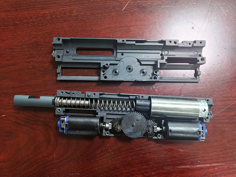 予約 2026年4月予定】WELL PRO M249 PARA LMG ライトマシンガン 電動