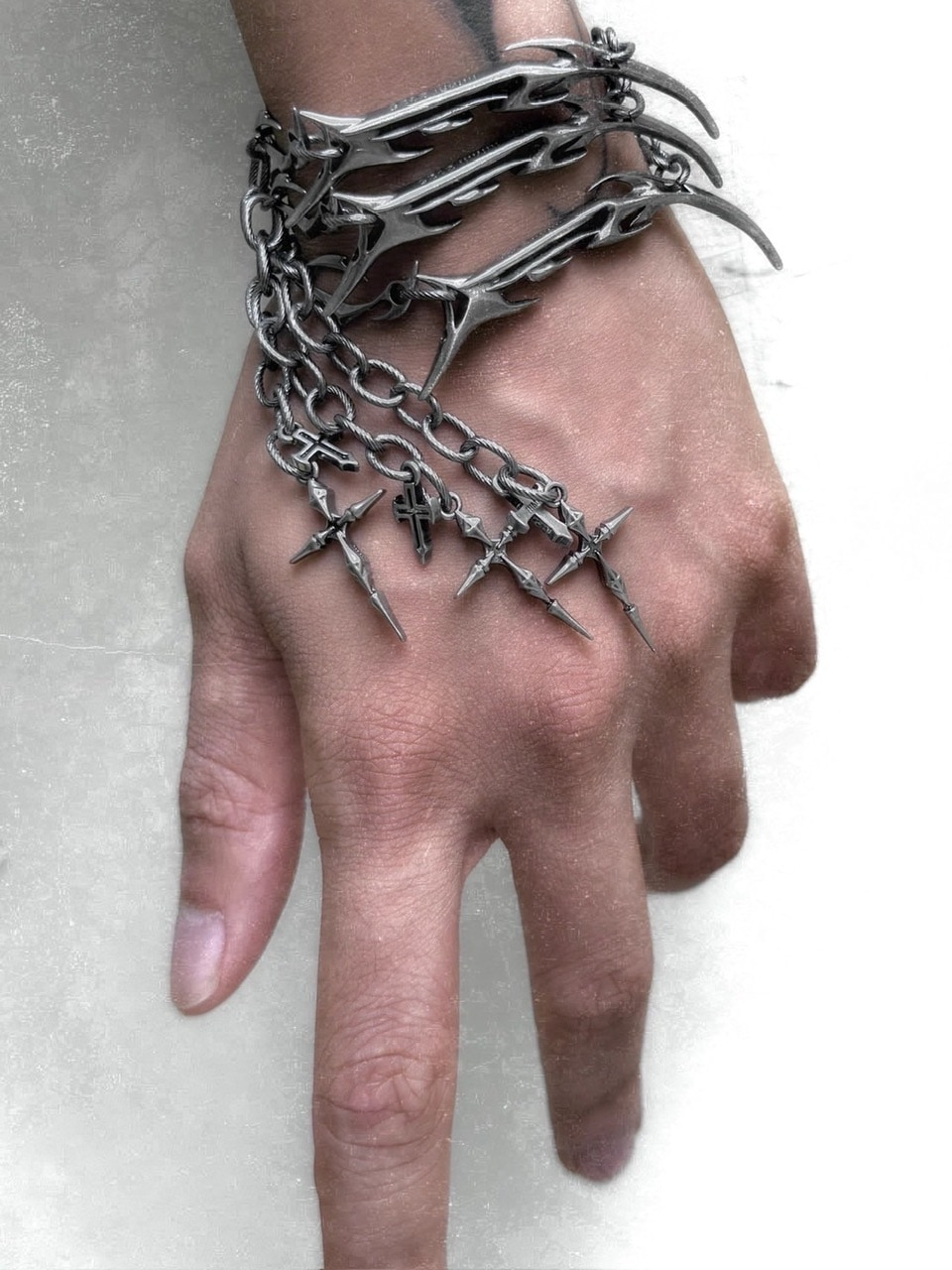 IIIMIII】Twin Fang Bracelet / 【イアミ】ツインファングブレスレット