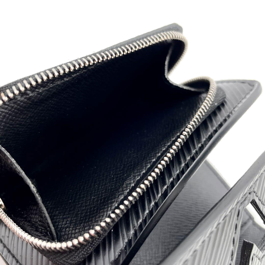 LOUIS VUITTON ルイヴィトン 三つ折り財布 コンパクトウォレット