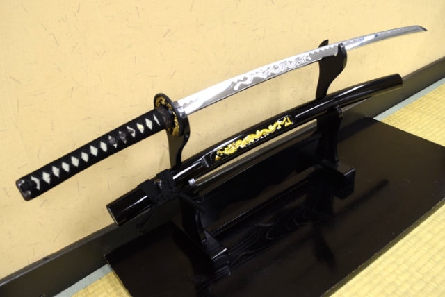 彫金 竜黒 大刀 刀身竜彫 模造刀｜【公式】模造刀・居合刀の専門店「忍屋」