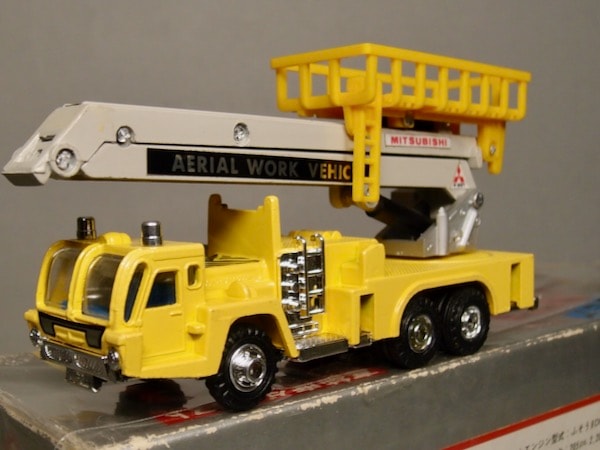 ☆シンセイ 06 三菱ふそう K201型 高所作業車 1/70 | ☆すべての商品