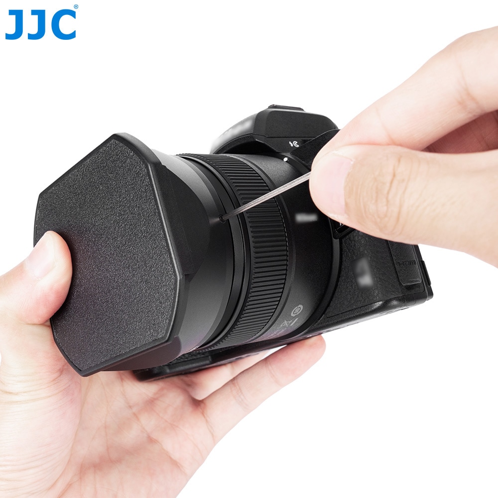 FED-2」に、希少な52mm f2.8レンズをセット FED-2」に、希少な52mm f2