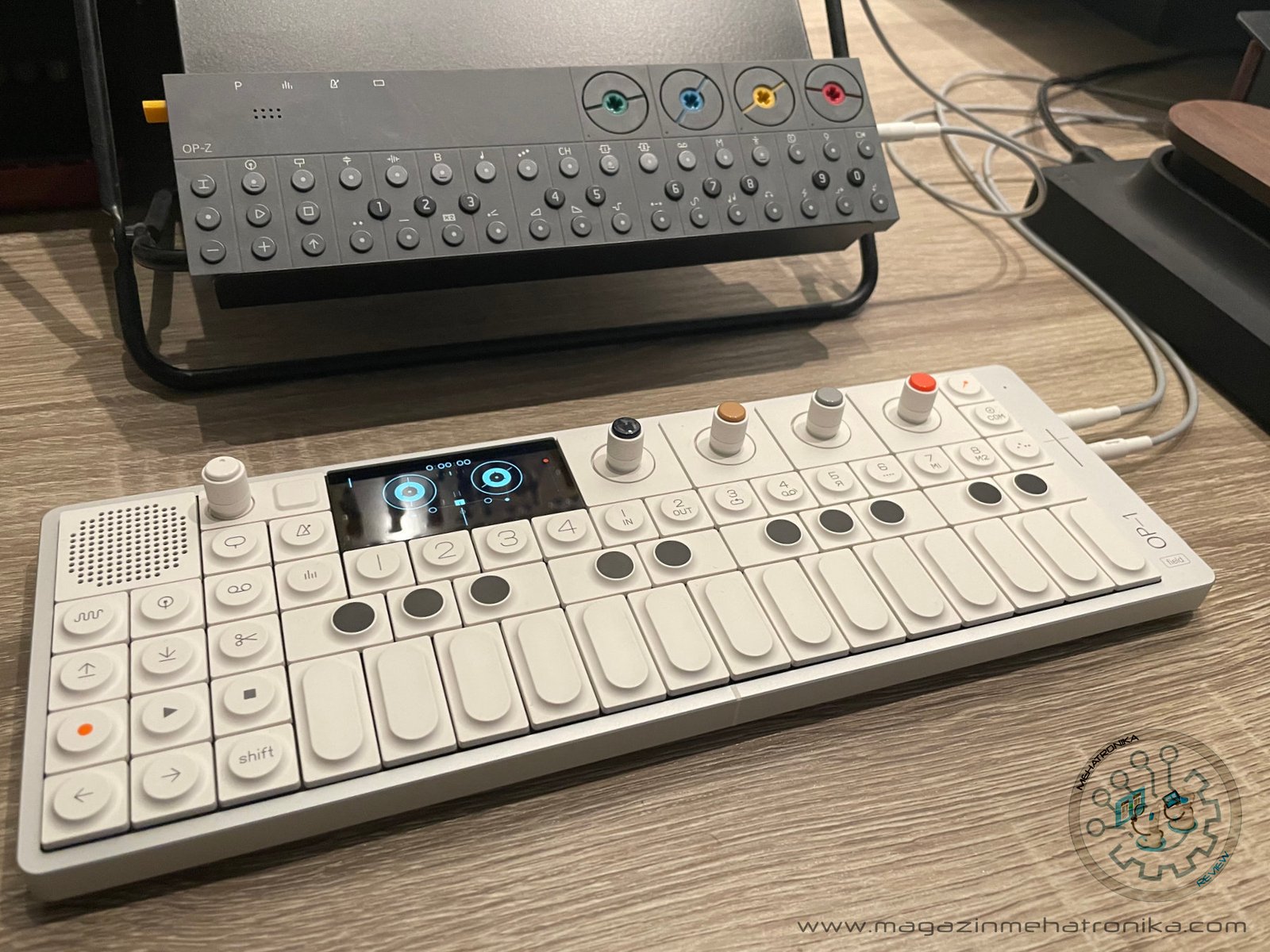 teenage engineering OP-1 field review • magazin Mehatronika