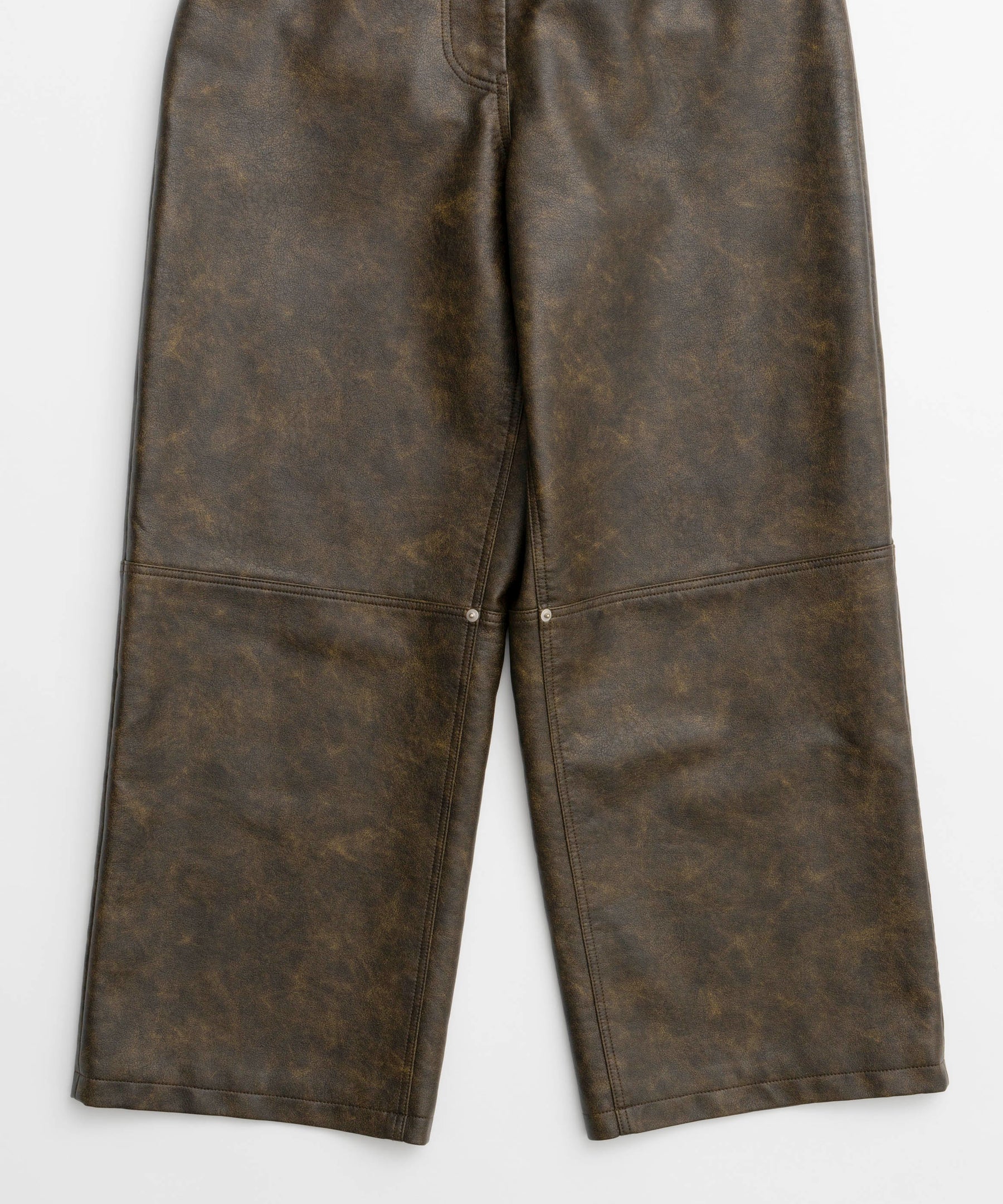 SALE】Cocoon Wide Silhouette Vegan Leather Pants