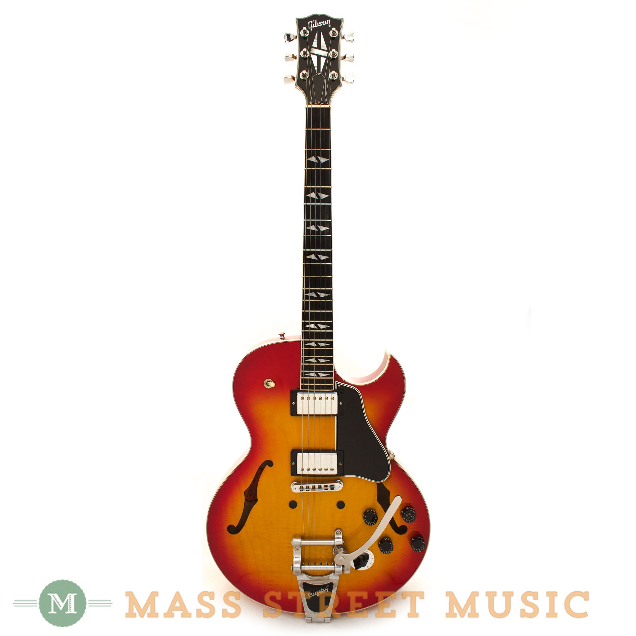 Gibson - ES-137 Custom with Bigsby and hardshell case | Mass