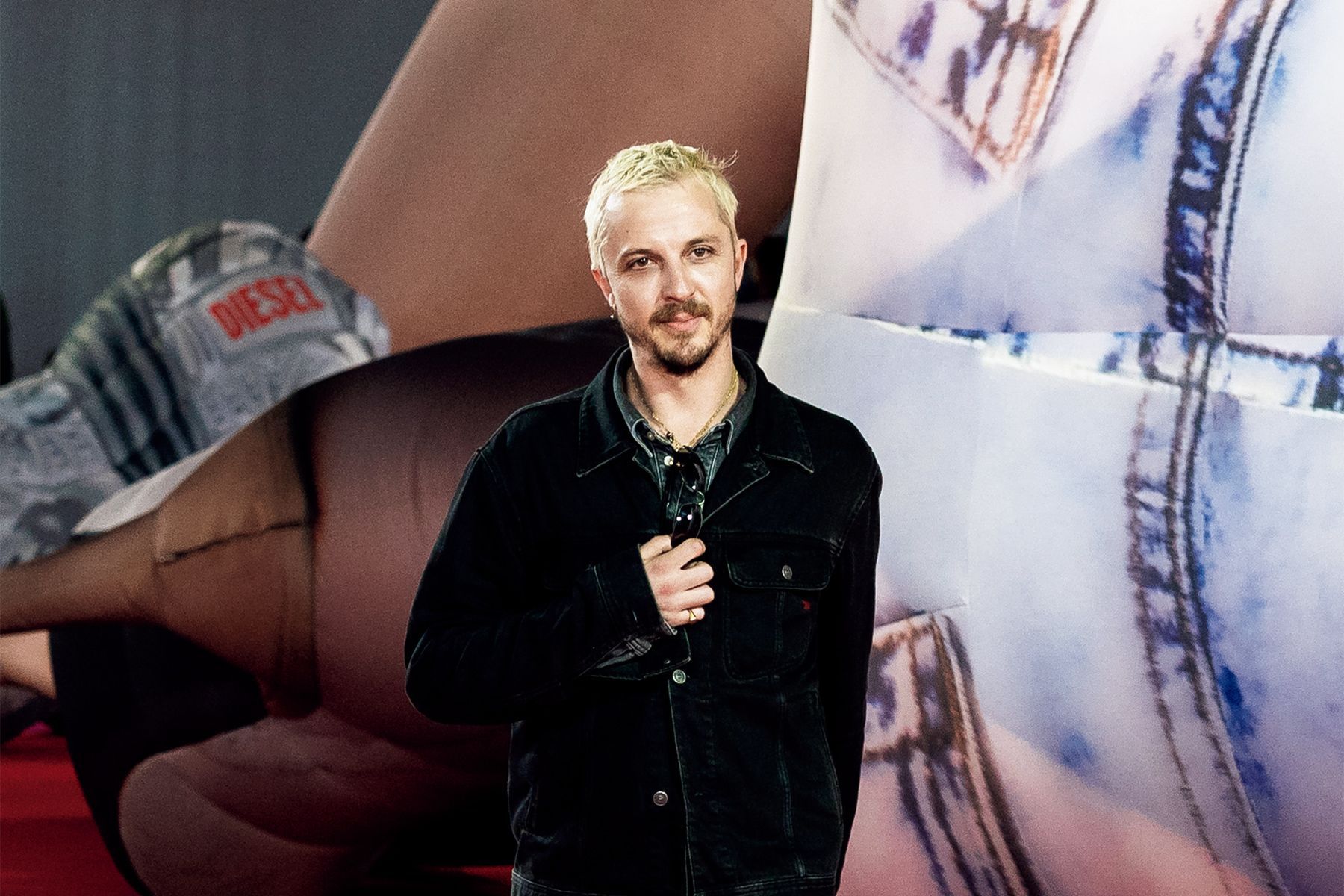 新生ディーゼルを率いるグレン・マーティンスの視点。 | Vogue Japan