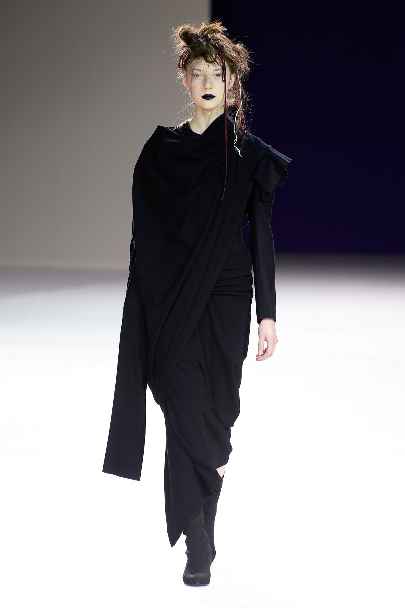 ヨウジヤマモト」2019-20年秋冬パリ・コレクション - WWDJAPAN