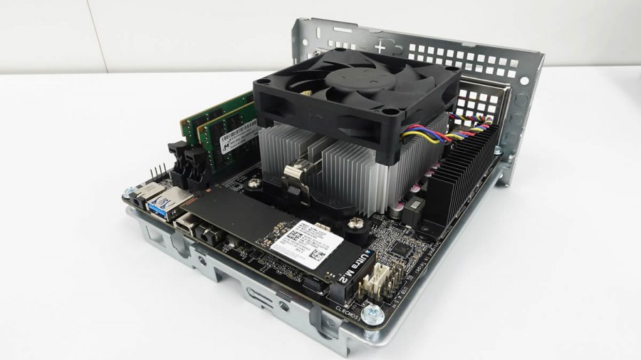 AM4 Mini-ITX マザー搭載ベアボーンキット AM4 Mini-ITX マザー搭載