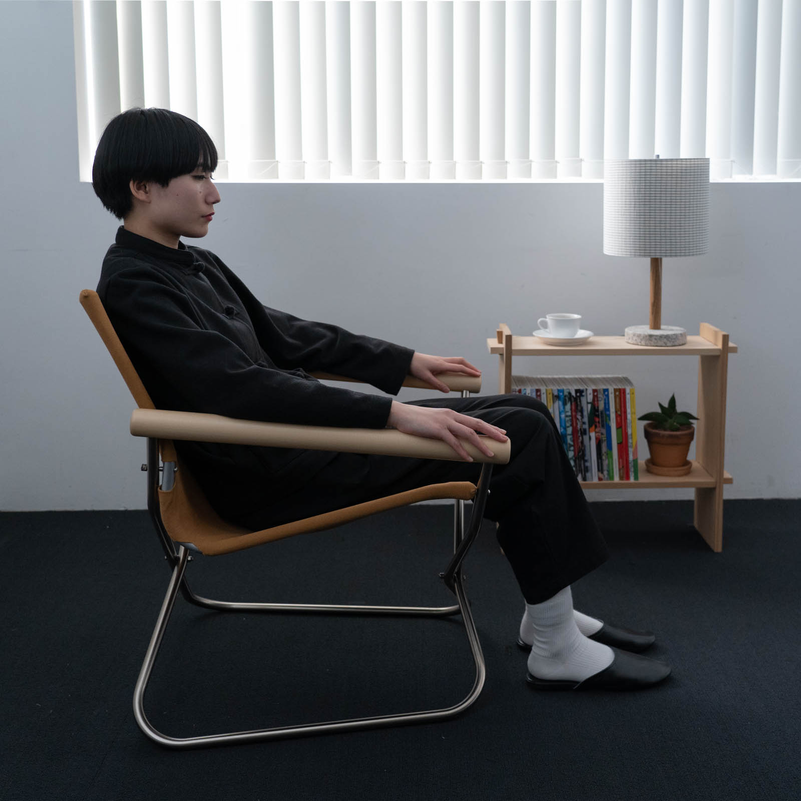 移動できる居心地 ニーチェアエックス | D&DEPARTMENT