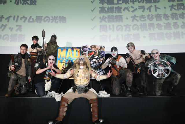 ワーナー、ありがとう！」劇場いたるところから感謝の絶叫【ワーナー