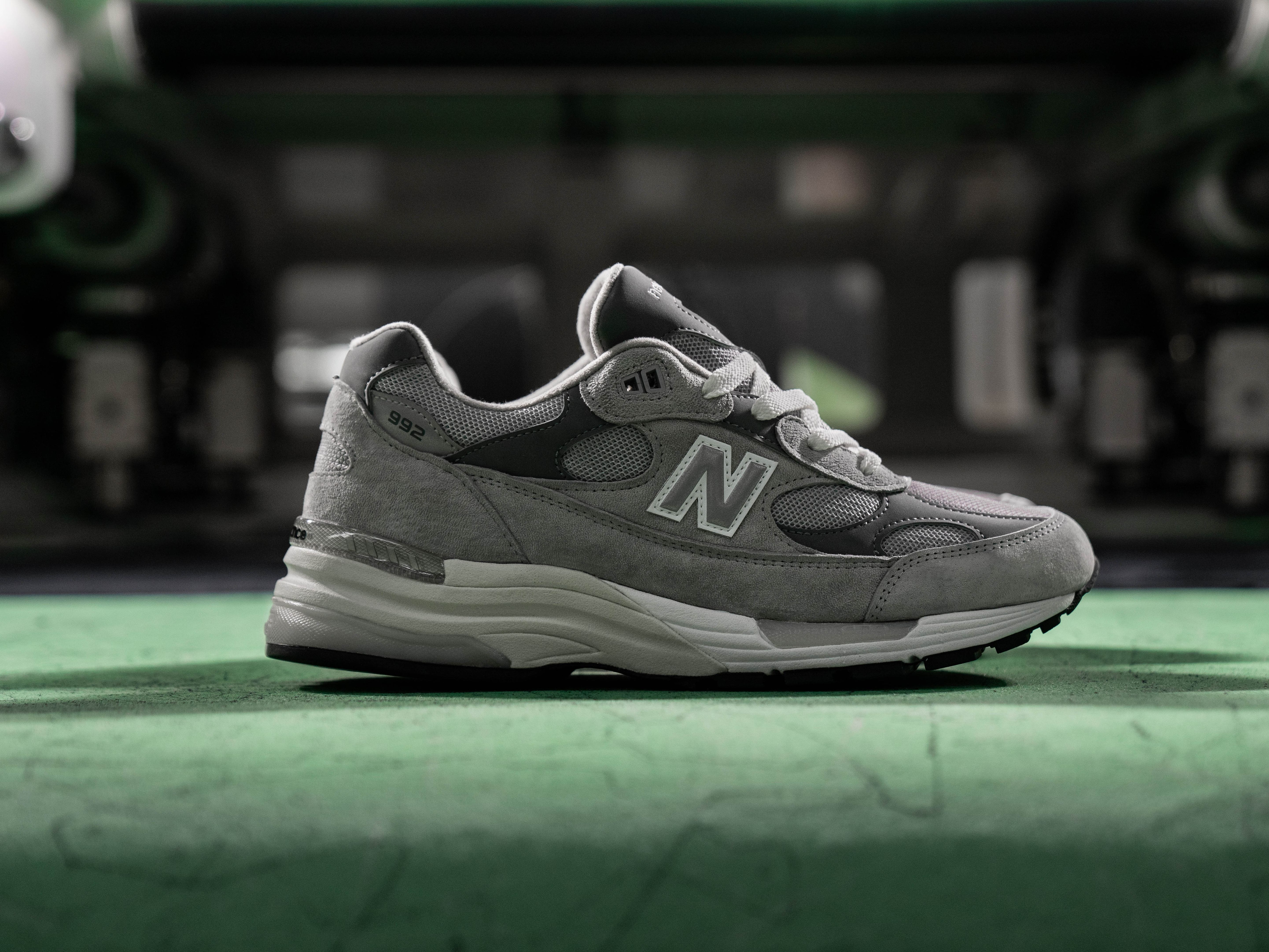 ニューバランス、幻の「992」が初の復刻！ | GQ JAPAN