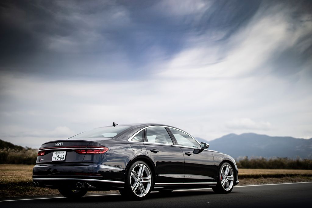 ギャラリー：孤高のラグジュアリー・スポーツ・サルーン──新型