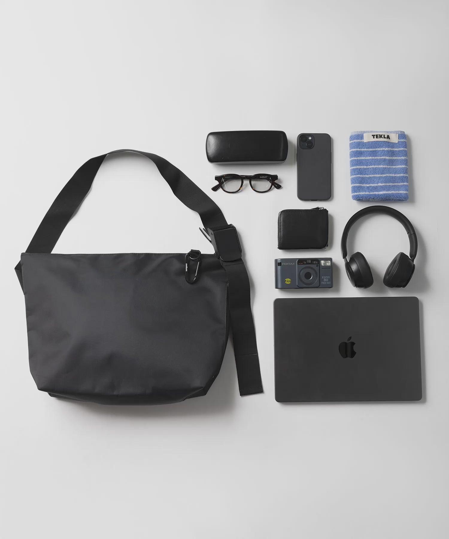 NYLON MESSENGER BAG(M) meltum メルタム