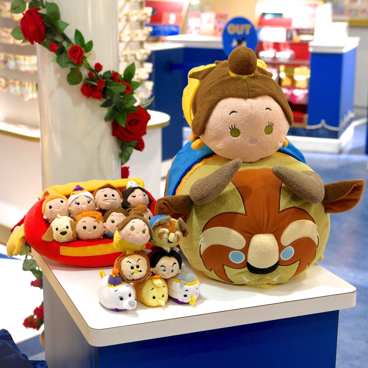 実写版公開にあわせた限定バージョン！ツムツムぬいぐるみ『美女と野獣