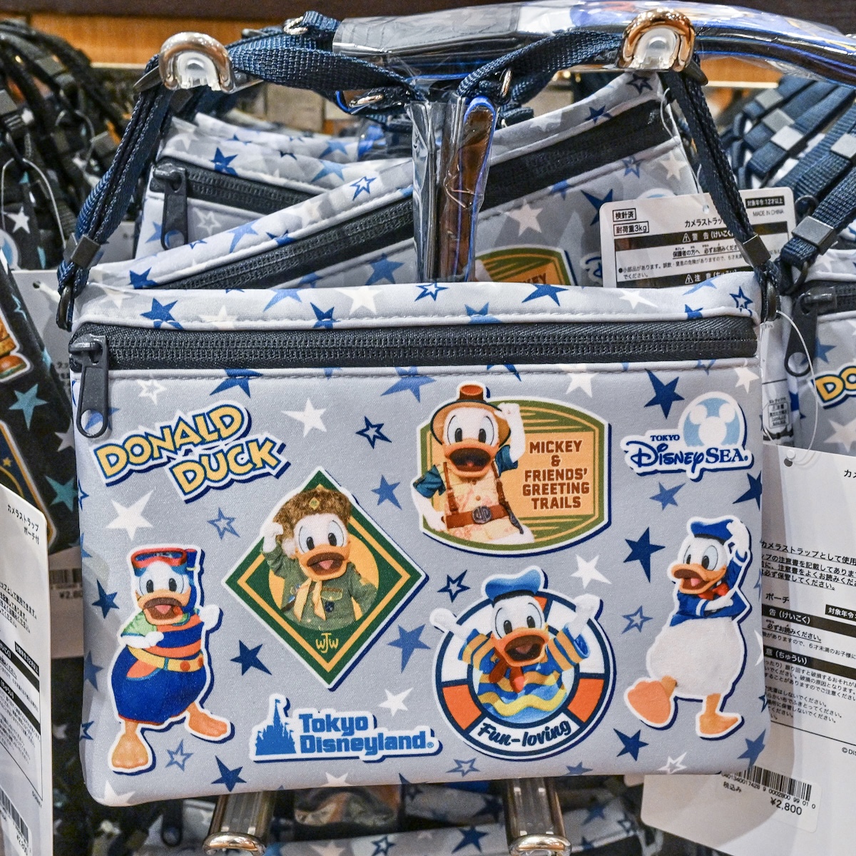 実写ミッキー＆ドナルドデザイン！東京ディズニーランド カメラ