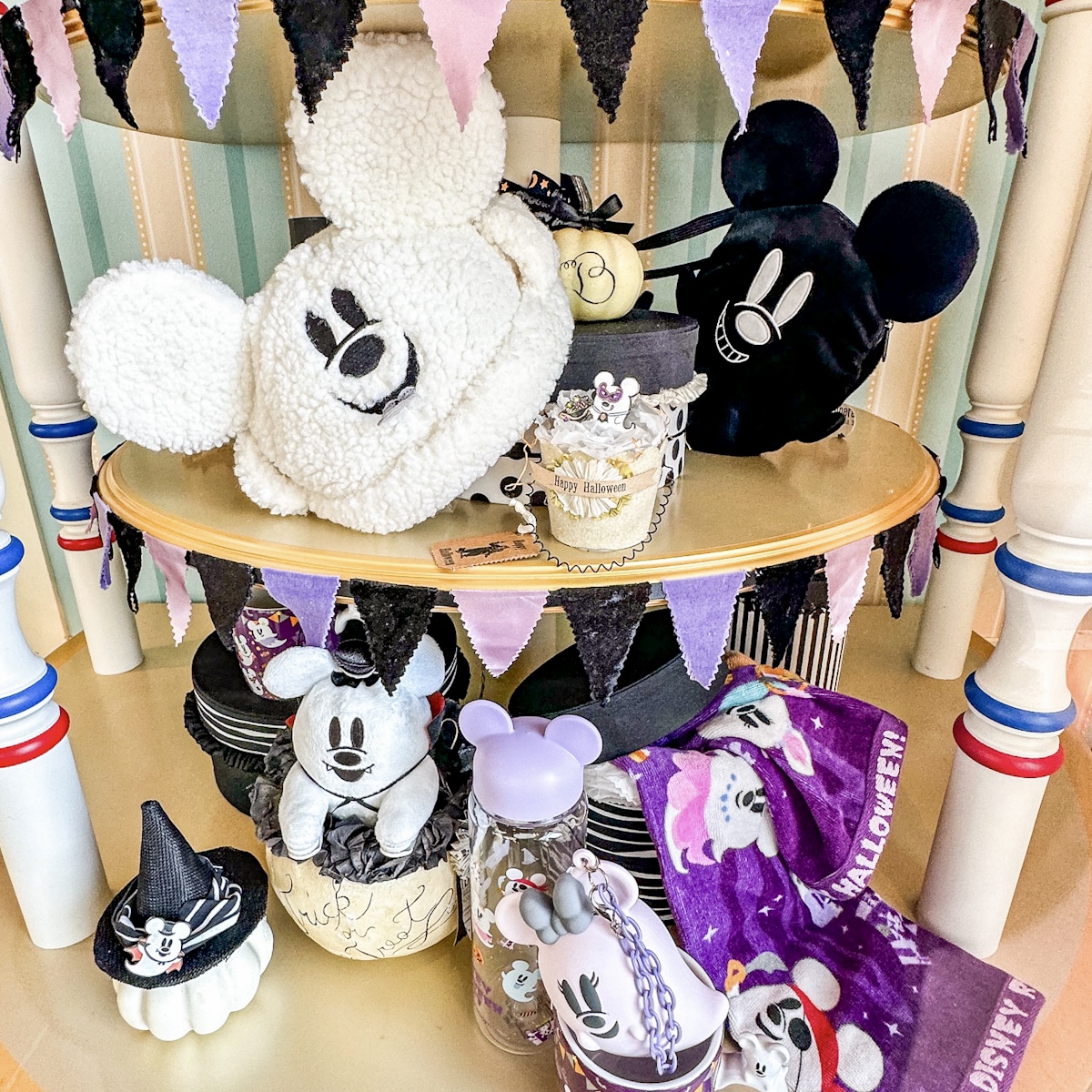 仮装してパークを楽しむゴーストたちがかわいい！東京ディズニーランド