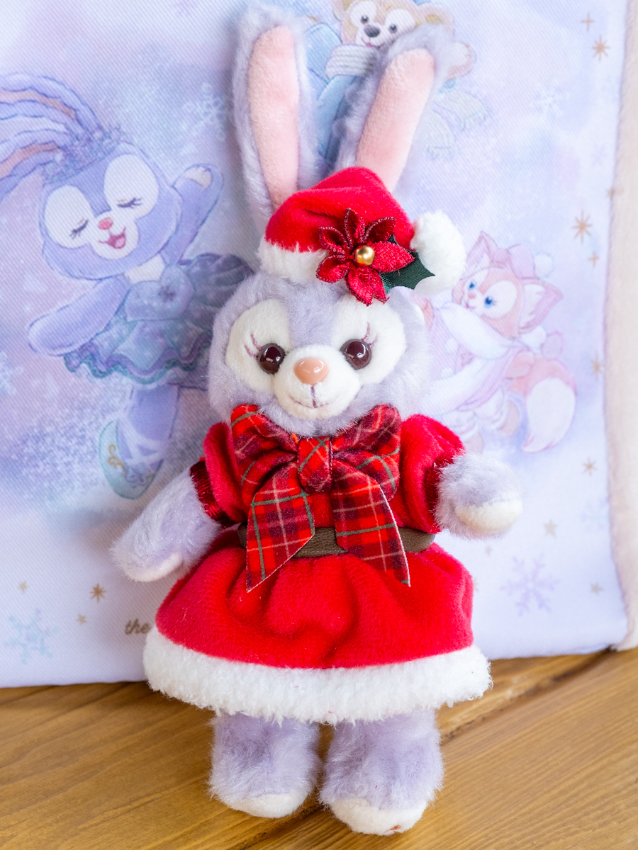 クリスマスの仕様の衣装を着たダッフィー＆フレンズ！東京ディズニー