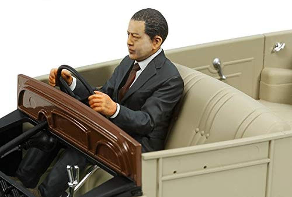 Amazon.co.jp: タミヤ 1/14 電動RCビッグトラックシリーズ No.61