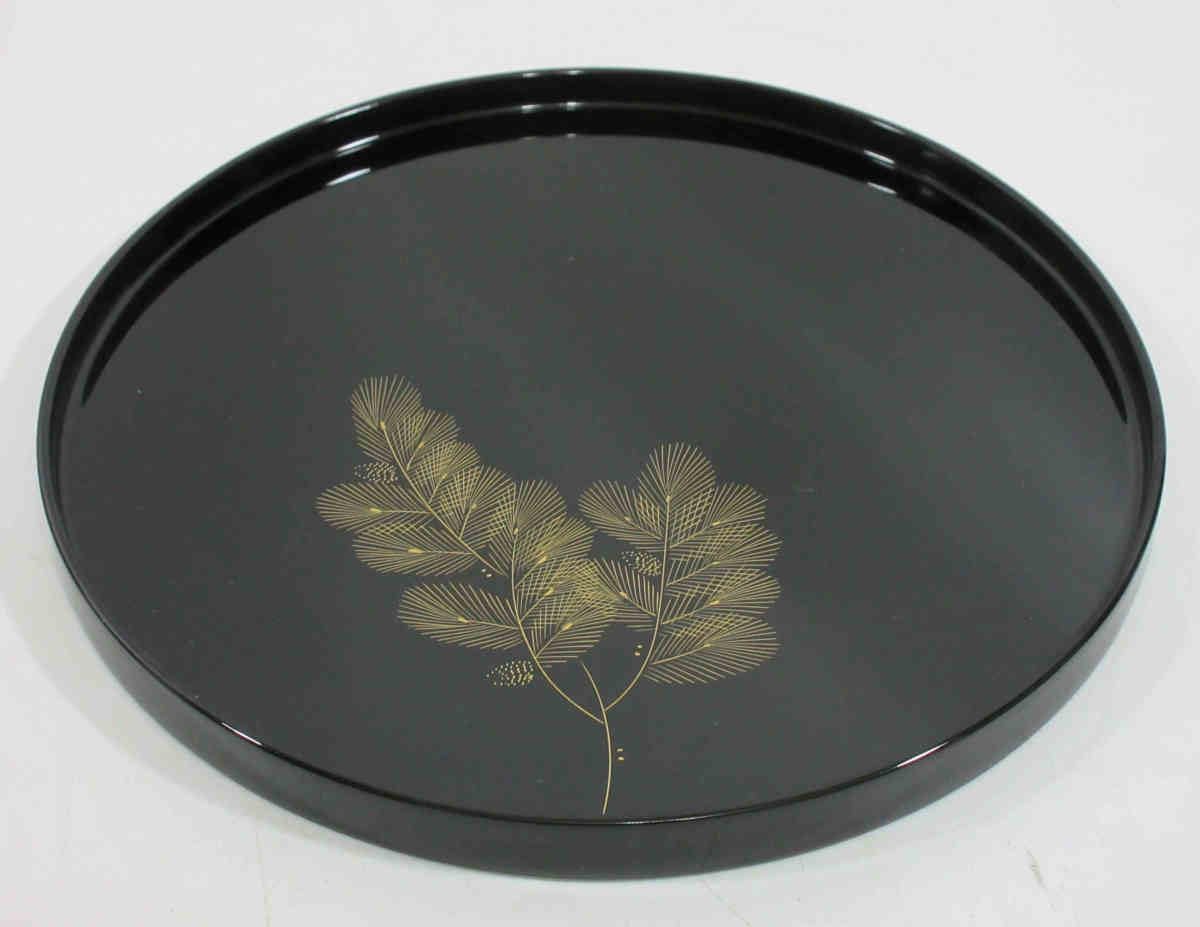 Amazon.co.jp: □輪島塗 前古孝人 木製本漆 『沈金松紋丸盆』 24cm