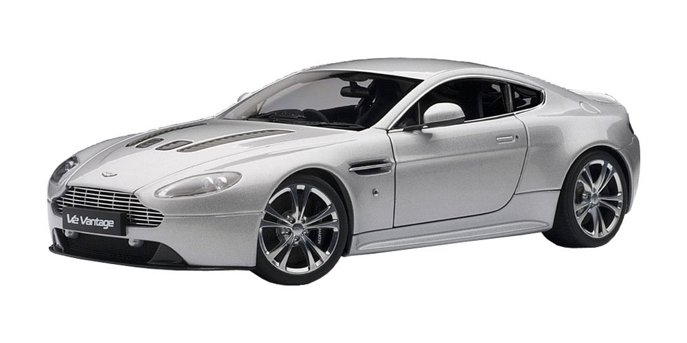 Amazon | AUTOart 1/18 アストンマーチン V12 ヴァンテージ 10