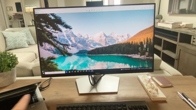 Watch Dell S2422HZ 24-inch FHD Video Conferencing Monitor USB-C on