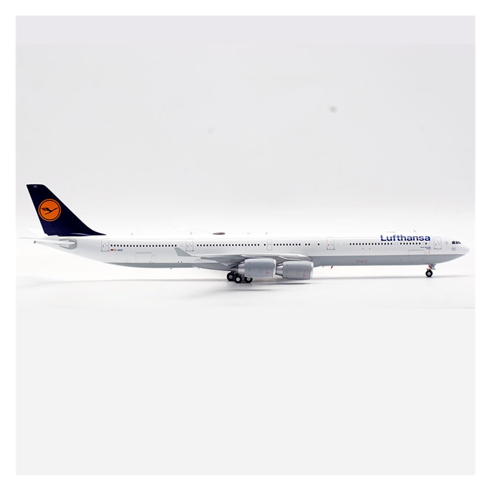 Amazon.com: 1:200 Scale Lufthansa Airline Airplane A340-600 D-AIHZ