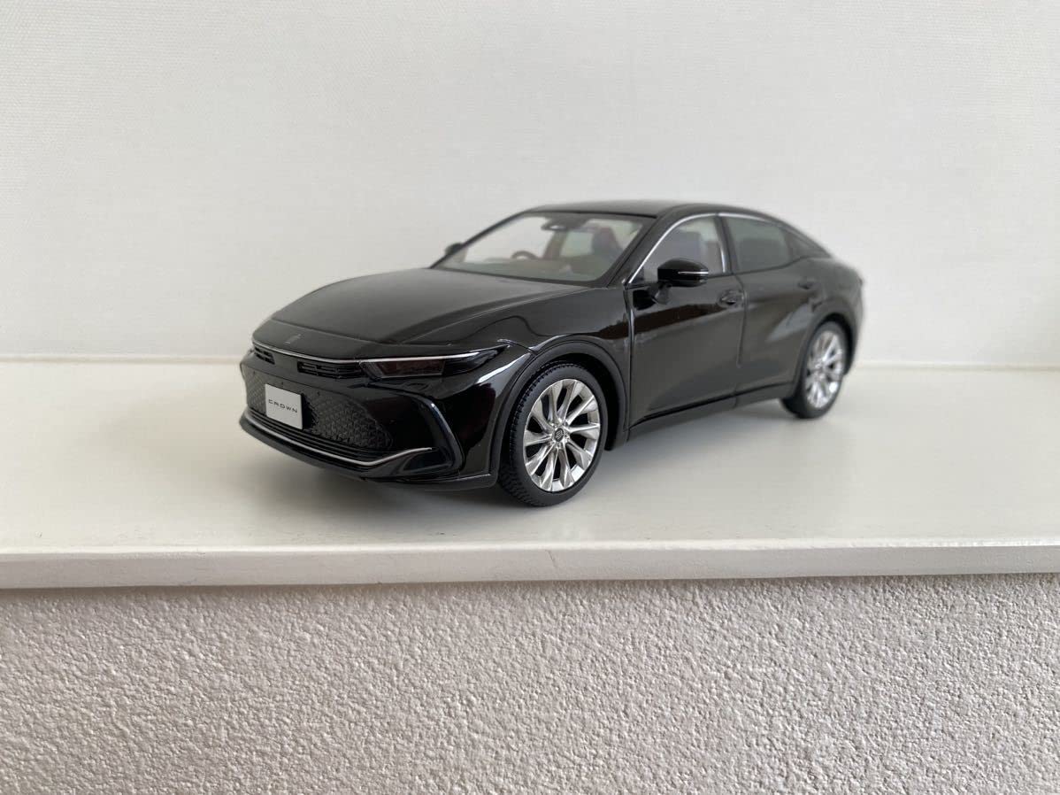 Amazon | トヨタ 新型 クラウン クロスオーバー ミニカー 1 30 202