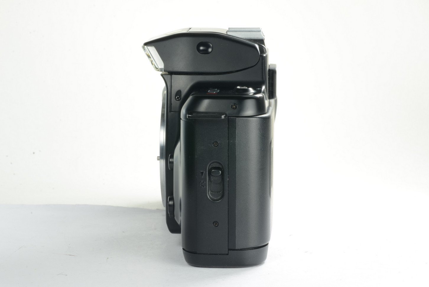 Amazon.com : Nikon N4004 F-401 auto focus SLR film camera