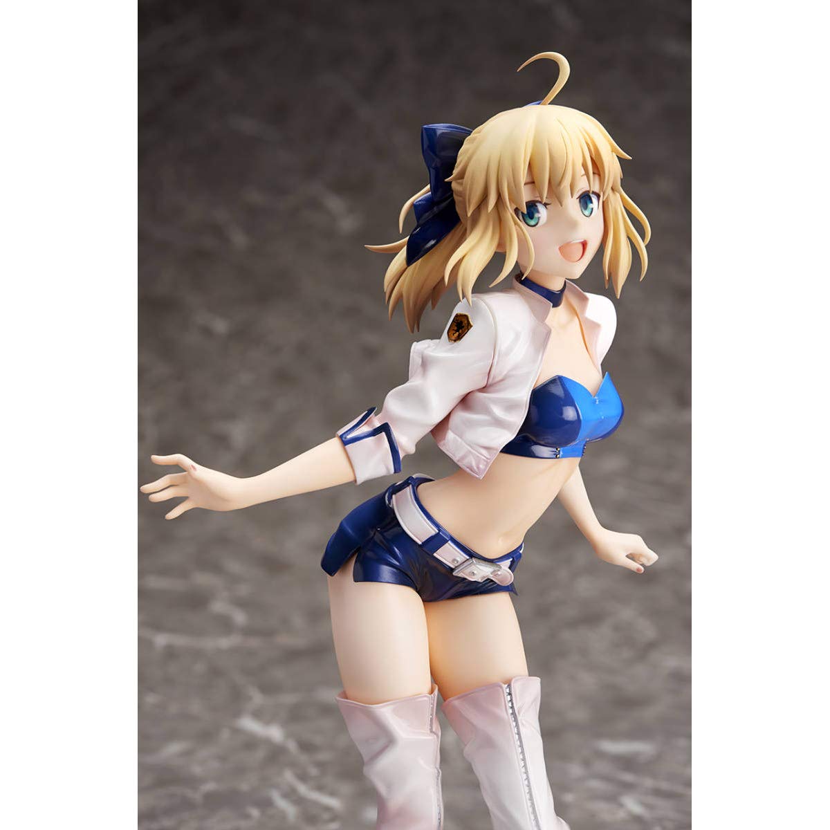 Amazon | PLUSONE セイバー TYPE-MOON RACING Ver. 1/7スケール 塗装